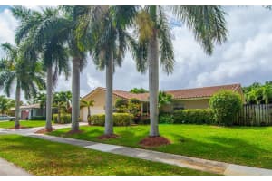 3333 NW 25th Way, Boca Raton, FL 33434, Sold 04/17/19