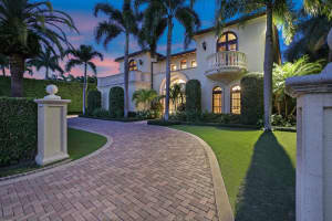 560 Island Dr, Palm Beach, FL 33480, Sold 05/17/19