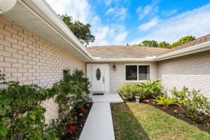 10643 Greentrail Dr N, Boynton Beach, FL 33436, Sold 04/10/19