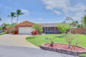 6836 Bayshore Dr, Lake Worth, FL 33462, Sold 05/15/19