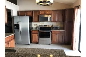 109 Executive Cir, Boynton Beach, FL 33436, Sold 06/10/19