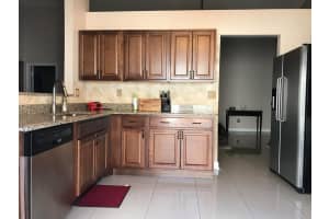 109 Executive Cir, Boynton Beach, FL 33436, Sold 06/10/19