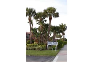 9425 S Ocean Dr, Jensen Beach, FL 34957, Sold 05/31/19