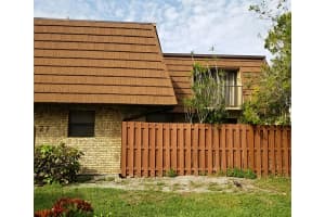 1458 N Lawnwood Cir #27d, Fort Pierce, FL 34950, Sold 04/18/19