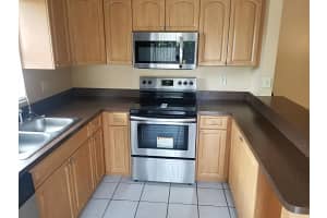 1458 N Lawnwood Cir #27d, Fort Pierce, FL 34950, Sold 04/18/19