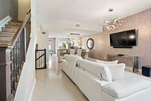 2690 N Federal Hwy, Boynton Beach, FL 33435, Sold 10/21/19