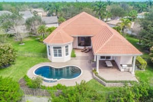 9540 SE Sandpine Ln, Hobe Sound, FL 33455, Sold 01/15/21