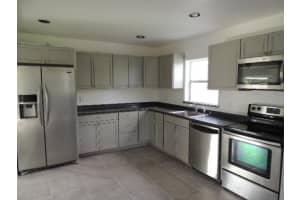 2011 N 51st Ct, Fort Pierce, FL 34947, Sold 06/10/19