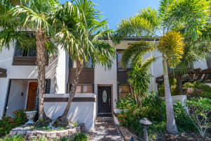 16475 NE 27th Ave, North Miami Beach, FL 33160, Sold 04/26/19