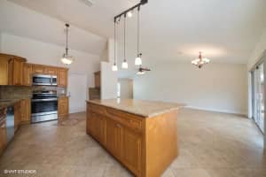 5040 Oak Hill Rd, Delray Beach, FL 33484, Sold 09/27/19