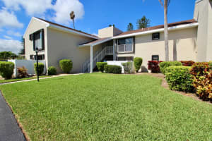 3210 S Lakeview Cir, Fort Pierce, FL 34949, Sold 05/28/19