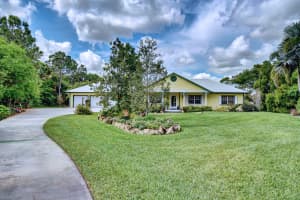 944 SE Waterside Way, Stuart, FL 34997, Sold 01/31/20