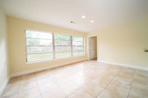 2194 2nd St SW, Vero Beach, FL 32962, Sold 05/03/19