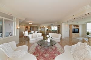 300 SE 5th Ave, Boca Raton, FL 33432, Sold 06/28/19