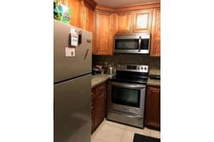 620 NW 13th St, Boca Raton, FL 33486, Sold 04/02/19