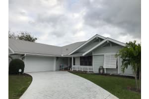 10717 SE Seaspray Ct, Hobe Sound, FL 33455, Sold 04/30/19