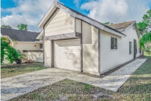 1402 SE Rivergreen Cir, Port St. Lucie, FL 34952, Sold 04/30/19