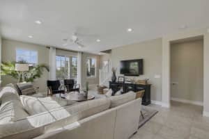 101 SW 2nd Ave, Delray Beach, FL 33444, Sold 04/29/19