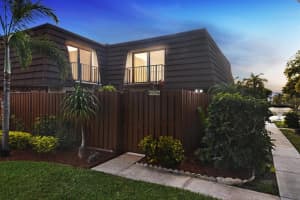 3947 August Dr, Lake Worth, FL 33461, Sold 04/30/19