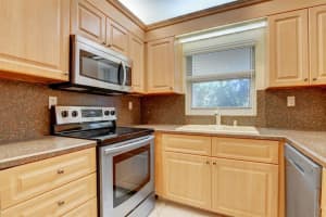 333 SE 20th Ave, Deerfield Beach, FL 33441, Sold 03/29/19