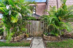 7628 Courtyard Run W, Boca Raton, FL 33433, Sold 07/29/19