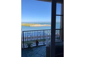 20 Orange Ave, Fort Pierce, FL 34950, Sold 06/28/19