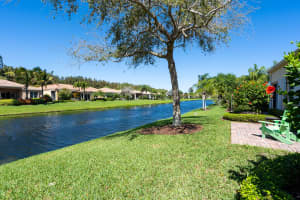9555 E Maiden Ct, Vero Beach, FL 32963, Sold 08/08/19