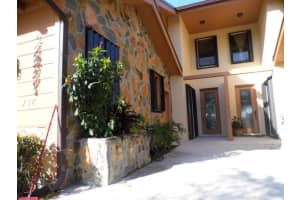 138 SE Crestwood Cir, Stuart, FL 34997, Sold 05/01/19