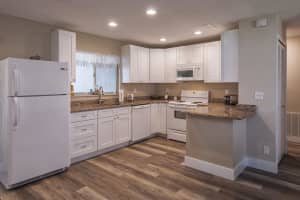 560 25th Ct, Vero Beach, FL 32962, Sold 04/17/19