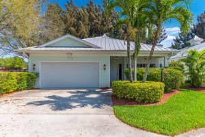 2122 NW Tilia Trail, Stuart, FL 34994, Sold 01/10/20