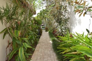 21735 Club Villa Terrace, Boca Raton, FL 33433, Sold 04/30/19