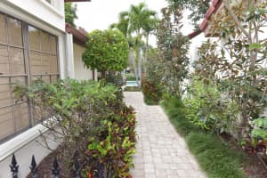 21735 Club Villa Terrace, Boca Raton, FL 33433, Sold 04/30/19