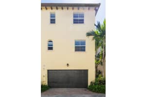 26 Via Floresta Dr, Boca Raton, FL 33487, Sold 05/07/19