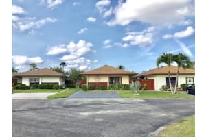 5427 Mendoza St, West Palm Beach, FL 33415, Sold 07/10/19