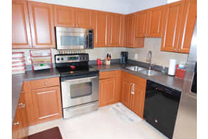 1634 Shaker Cir, Wellington, FL 33414, Sold 05/10/19