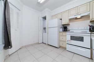 1069 The Pointe Dr, West Palm Beach, FL 33409, Sold 06/14/19