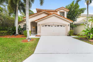 410 Woodview Cir, Palm Beach Gardens, FL 33418, Sold 04/30/19