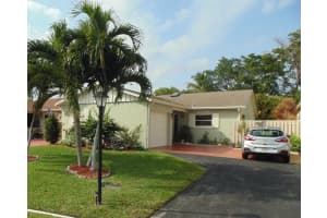 5253 Mirror Lakes Blvd, Boynton Beach, FL 33472, Sold 05/24/19