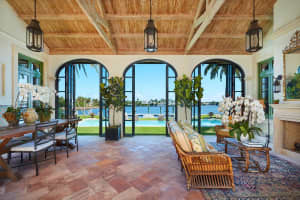 670 Island Dr, Palm Beach, FL 33480, Sold 02/14/20