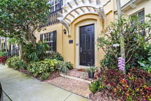 322 Tuxedo Ln, West Palm Beach, FL 33401, Sold 07/16/19