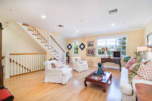 322 Tuxedo Ln, West Palm Beach, FL 33401, Sold 07/16/19