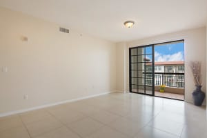 233 S Federal Hwy # 101, Boca Raton, FL 33432, Sold 04/17/19
