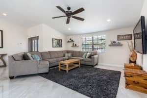 727 Coventry St, Boca Raton, FL 33487, Sold 05/29/19