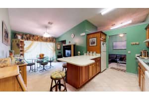 664 Centre Ct SW, Vero Beach, FL 32962, Sold 05/29/19