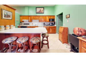 664 Centre Ct SW, Vero Beach, FL 32962, Sold 05/29/19