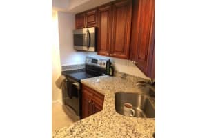 50 SW 3rd Ave Unit 3140, Boca Raton, FL 33432, Sold 04/23/19