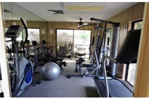 3095 N Oakland Forest Dr, Oakland Park, FL 33309, Sold 04/26/19