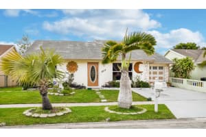 5617 Priscilla Ln, Lake Worth, FL 33463, Sold 07/08/19