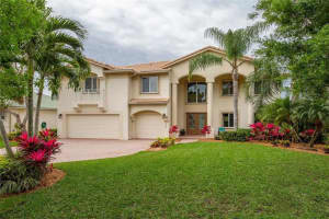 4426 SW Long Bay Dr, Palm City, FL 34990, Sold 06/05/19