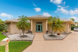 10322 SE Bluefish Ct, Hobe Sound, FL 33455, Sold 04/25/19